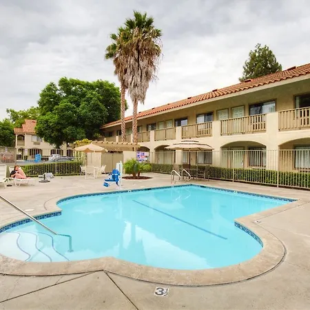 Good Nite Inn Camarillo 